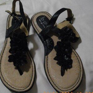 Women's/juniors black sandals, Born Concept brand, padded sole, size 7.